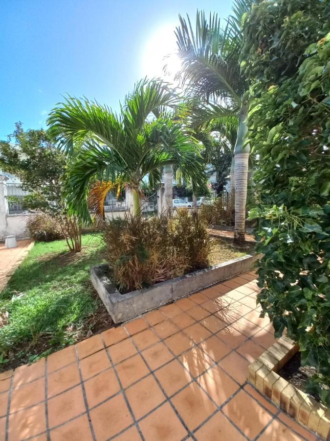 סן-פייר O Privilege Villa D'Exception En Centre-Ville De St-Pierre מראה חיצוני תמונה