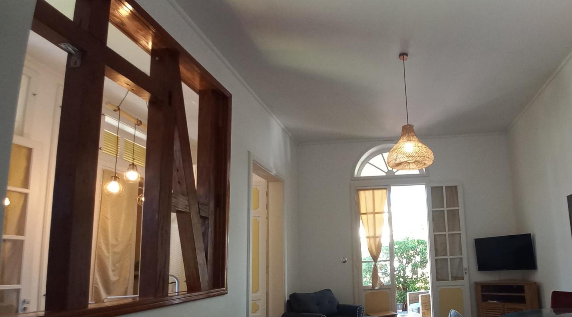 סן-פייר O Privilege Villa D'Exception En Centre-Ville De St-Pierre מראה חיצוני תמונה